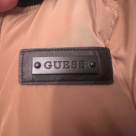 Guess Tan and Black Puffer Jacket with Sporty Silhouette - Picture 3 of 9